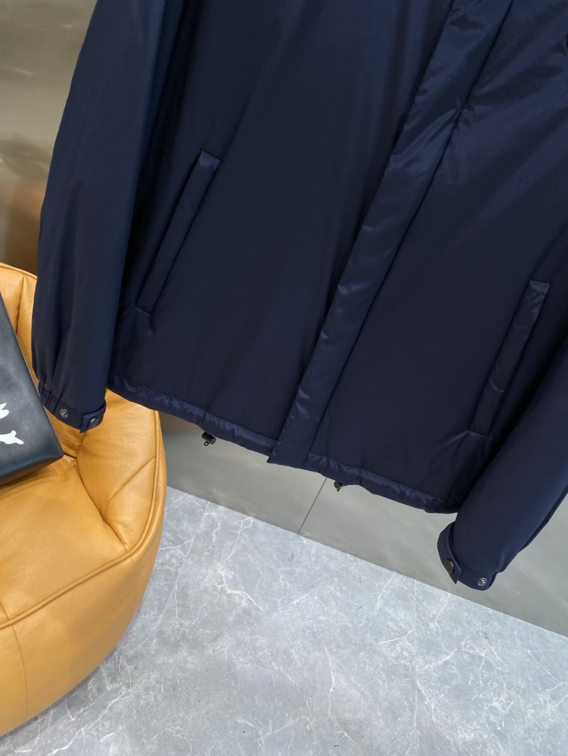 Pra*a outwear